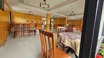 Hotel Trvaller Inn