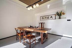 Anji Hanqing Valley Residence