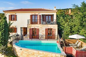 Villa Asteri With 3 Bedrooms and 3 Bathrooms