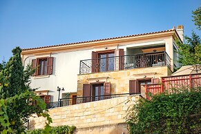 Villa Asteri With 3 Bedrooms and 3 Bathrooms