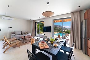 Massari Hills Moon Villa
