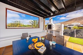 Villa Dragos With 3 Bedrooms and 3 Bathrooms