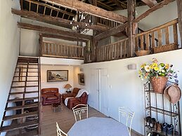 Charming and Comfortable Holiday Home in Melay