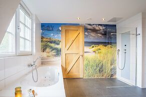 Grand Villa With Sauna & Jacuzzi