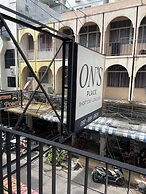 ON'S Place