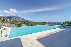RLQ - Modern 2 Bed Apt With Rooftop Plunge Pool
