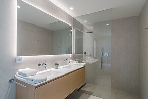 RLQ - Modern 2 Bed Apt With Rooftop Plunge Pool