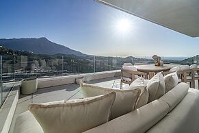 RLQ - Modern 2 Bed Apt With Rooftop Plunge Pool