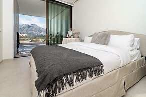 RLQ - Modern 2 Bed Apt With Rooftop Plunge Pool