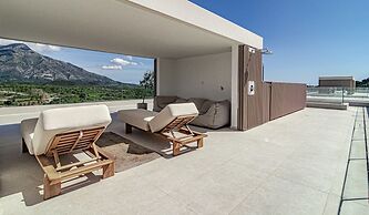 RLQ - Modern 2 Bed Apt With Rooftop Plunge Pool