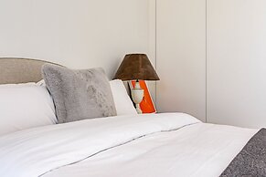 RLQ - Modern 2 Bed Apt With Rooftop Plunge Pool