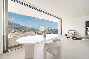 RLQ - Modern 2 Bed Apt With Rooftop Plunge Pool
