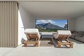 RLQ - Modern 2 Bed Apt With Rooftop Plunge Pool