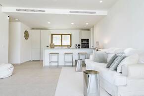 RLQ - Modern 2 Bed Apt With Rooftop Plunge Pool
