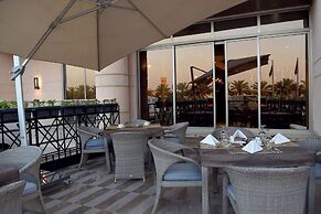 Best Plus Aurora Hotel