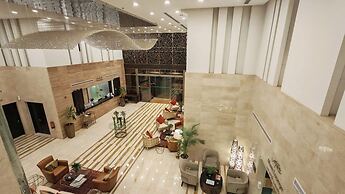 Best Plus Aurora Hotel