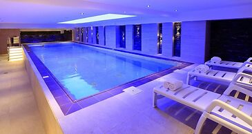 Best Plus Aurora Hotel