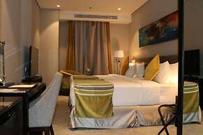 Best Plus Aurora Hotel