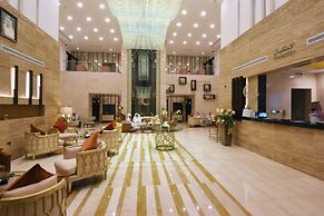 Best Plus Aurora Hotel