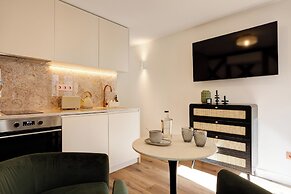 Graça Gate | Mouraria Compact Studio