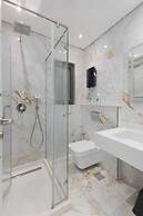 ELITE New Modern 3BR Apartment