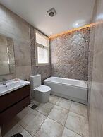 ELITE New Modern 3BR Apartment