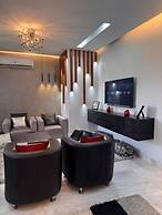 ELITE New Modern 3BR Apartment