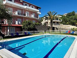 Thomas apartments Corfu