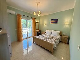 Thomas apartments Corfu