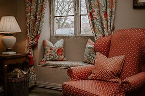Allington Manor