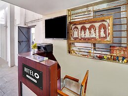 Deluxevrl Residency