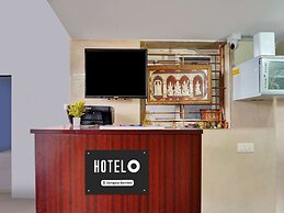 Deluxevrl Residency
