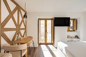 Graça Gate | Mouraria Bright Studio