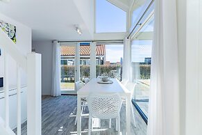 Beachfront Coastal Villa in Renesse for 6