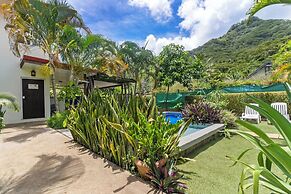 Villa Maoe Pool