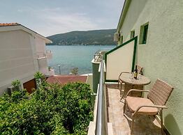 Amor Residence