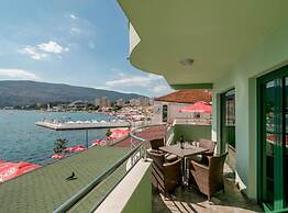 Amor Residence