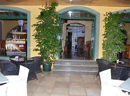 Amor Residence