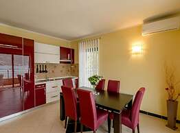 Amor Residence