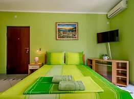 Amor Residence