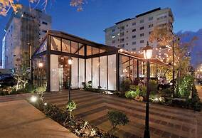 LUX Arpel Experience Downtownsd Pool Gym