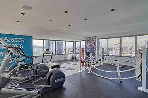 LUX Arpel Experience Downtownsd Pool Gym
