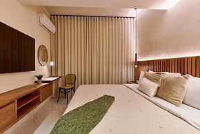 LUX Arpel Experience Downtownsd Pool Gym