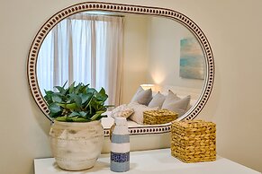 Marbella LUX Sunsets Beachfront Pool Families