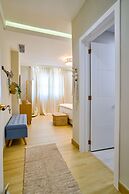 Marbella LUX Sunsets Beachfront Pool Families