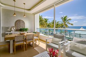 Marbella LUX Sunsets Beachfront Pool Families