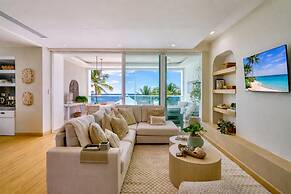 Marbella LUX Sunsets Beachfront Pool Families