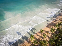Sublime LUX Condo Terrenas Jaccuzi Beachfront
