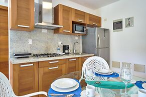 Sublime LUX Condo Terrenas Jaccuzi Beachfront