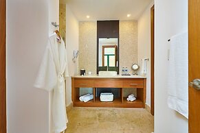 Sublime LUX Condo Terrenas Jaccuzi Beachfront